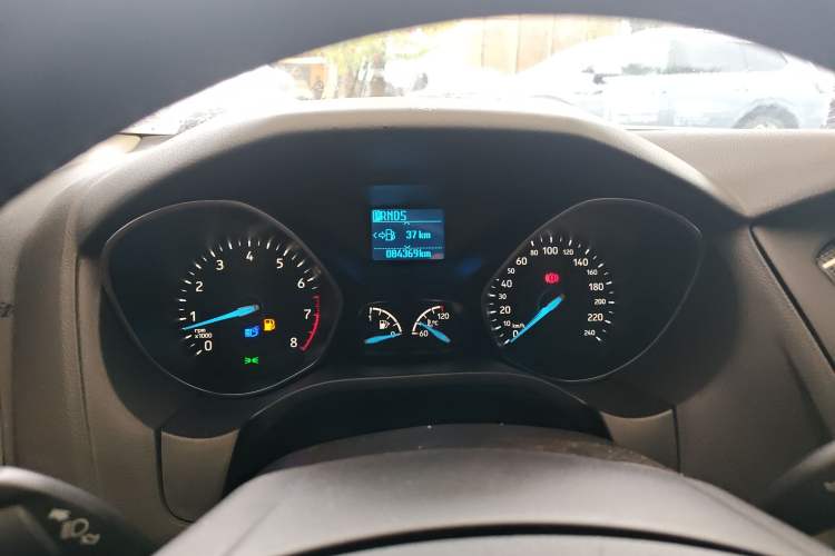 Used Ford Focus 2018 Sedan Classic 1.6L Automatic Trendy SmartDrive Edition Instrument Cluster