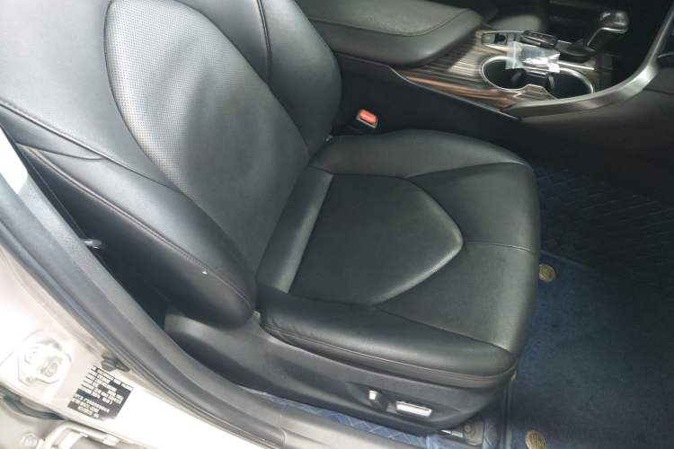 Used Toyota Camry 2019 Revised Version 2.0G Luxury Edition
