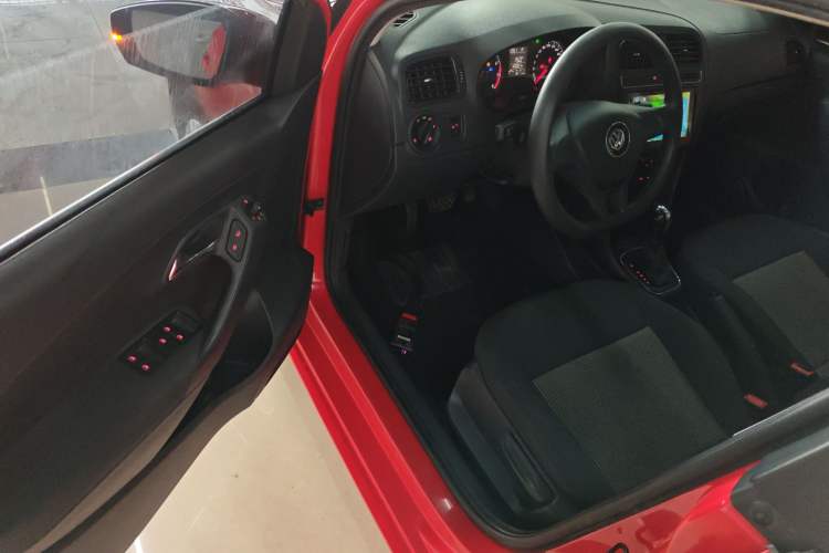 Used Volkswagen Polo 2016 1.4L Automatic Trendy Model