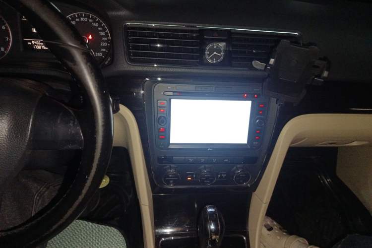 Used Volkswagen Passat 2011 1.8 TSI DSG Prestige Edition