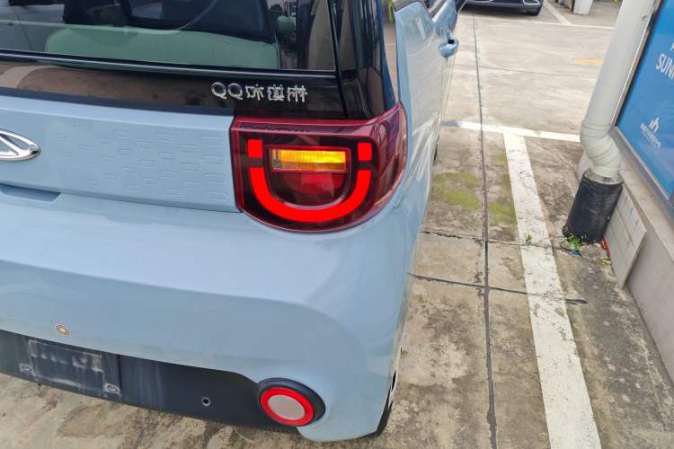 Used Chery New Energy QQ Ice Cream 2022 170km Sundae Phosphate Lithium-Ion