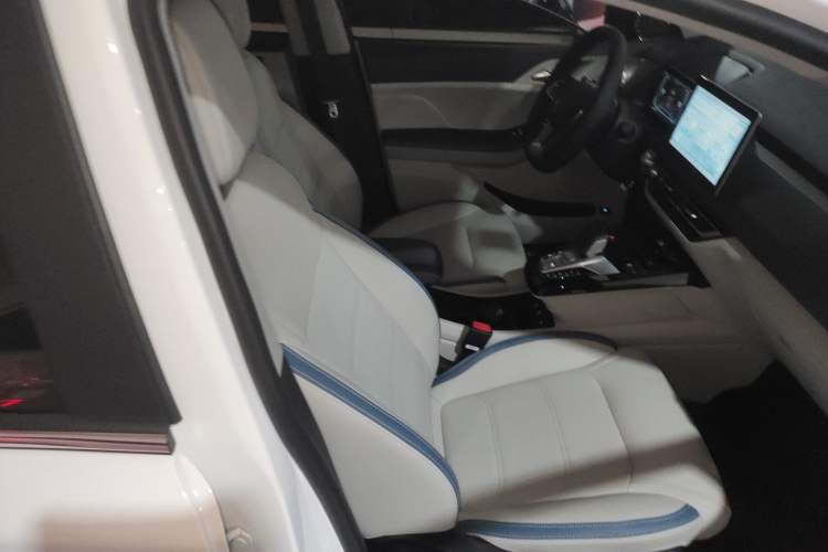 Used BYD Yuan Pro 2023 401 km Deluxe Version
