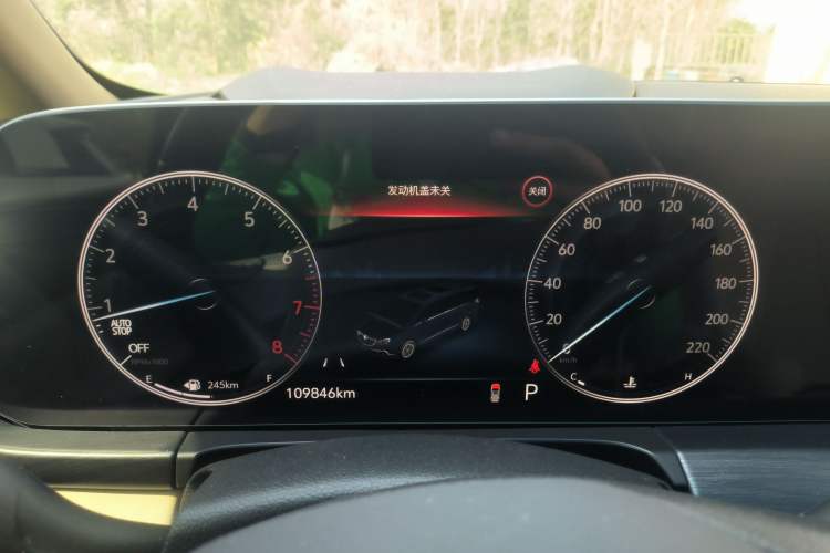 Used Buick GL8 2022 ES Landtrek 653T Luxury Edition
