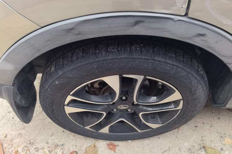 Used Soueast DX7 2015 1.5T Manual Luxury Model Right Rear Wheel Hub