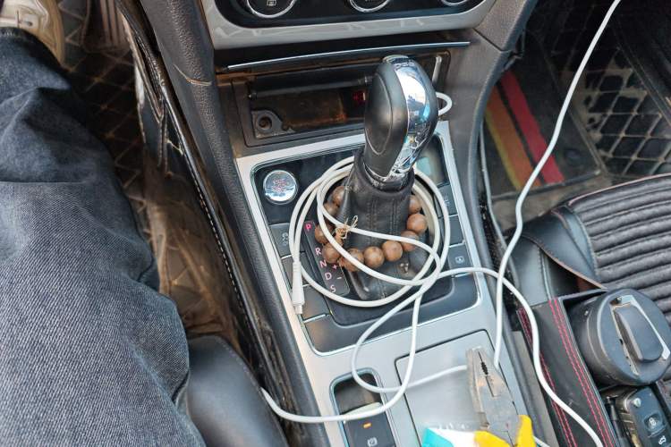 Used Volkswagen Passat 2015 1.8TSI DSG Prestige Edition Gear Lever