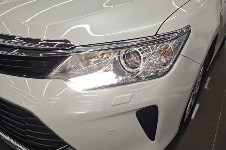 Used Toyota Camry 2016 Dual-Engine 2.5 HG 10th Anniversary Deluxe Navigation Edition Left Front Headlight