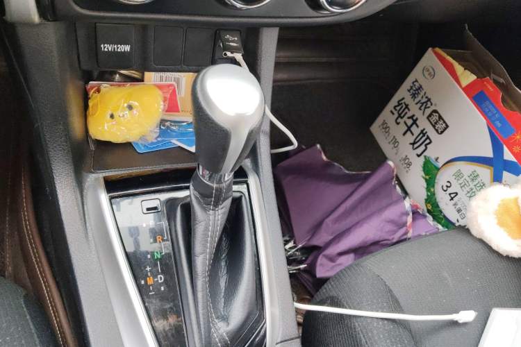 Used Toyota Levin 2017 Revised 185T CVT Elite Edition China V Standard Gear Lever