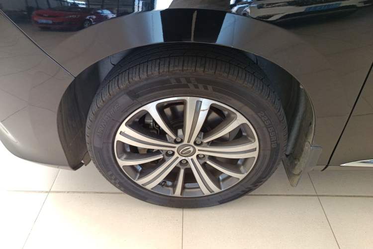 Used GAC Trumpchi M8 2018 320T Luxury Edition
