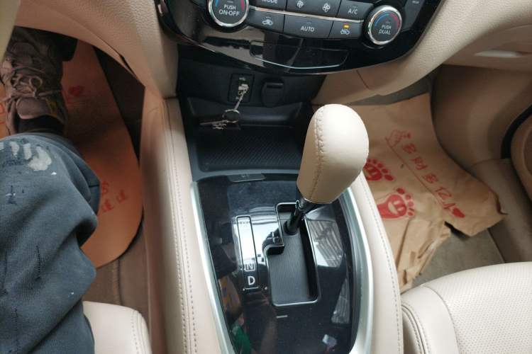 Used Nissan X-Trail 2014 2.0L CVT Comfort Edition 2WD