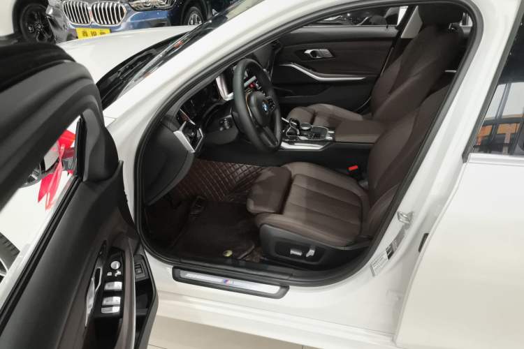 Used BMW 3 Series 2022 Updated 325Li M Sport Package