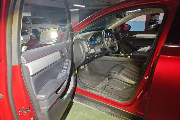 Used BYD Tang New Energy 2019 DM 2.0T All-Wheel Drive Smart Connectivity Enjoyment Model 7 Seats China VI Standard