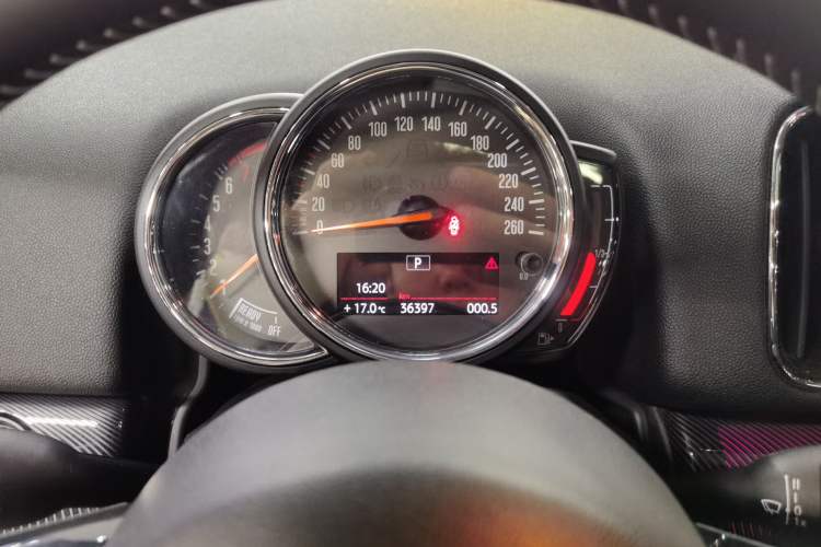 Used MINI Countryman 2019 2.0T COOPER S ALL4 Artist Instrument Cluster