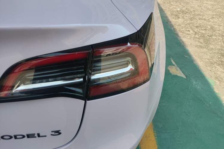 Used Tesla Model 3 2021 Standard Range Rear-Drive Upgraded Version Exterior 3