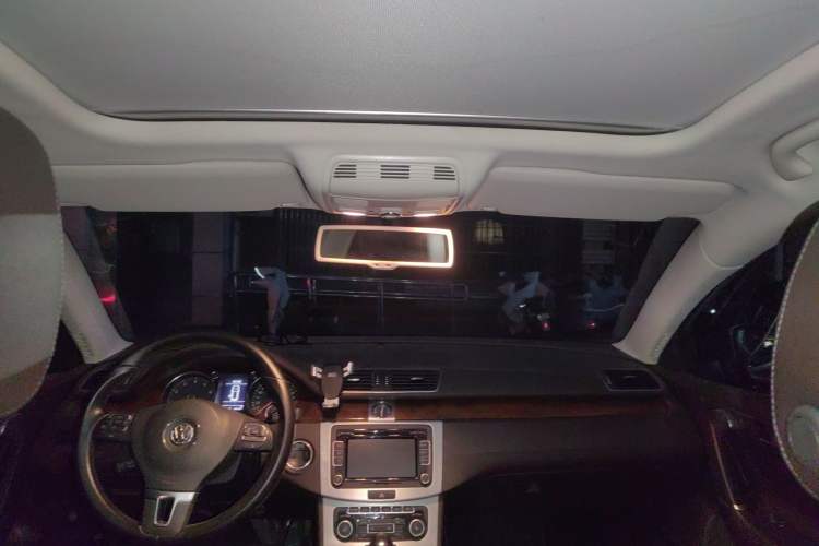 Used Volkswagen Magotan 2012 Travel Edition 2.0 TSI Comfort Version