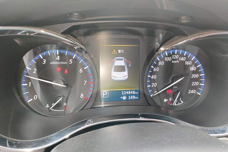 Used Venucia D60 2020 1.6L XL CVT Enjoyment Edition