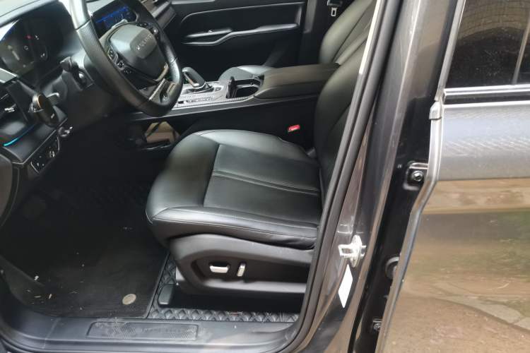 Used Wuling Victory 2020 1.5T CVT Flagship Edition Left Front Seat