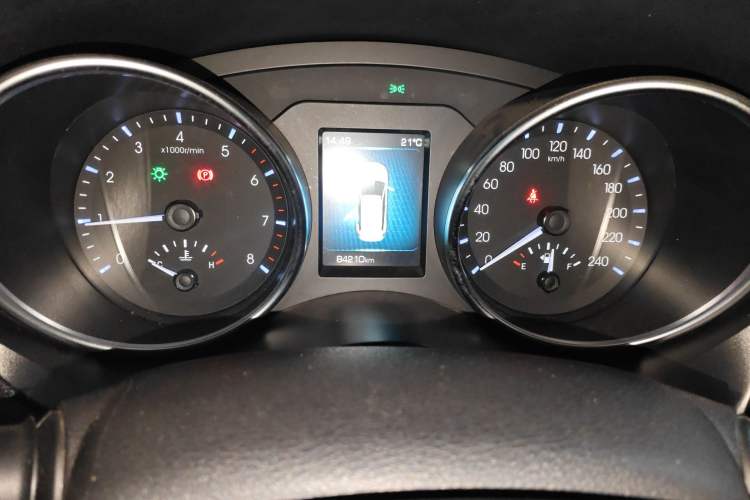 Used Haval H6 Coupe 2016 Blue Label 1.5T Manual Two-Wheel Drive Elite Model Odometer Close Up