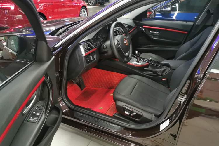 Used BMW 3 Series 2017 320Li Fashion Model
