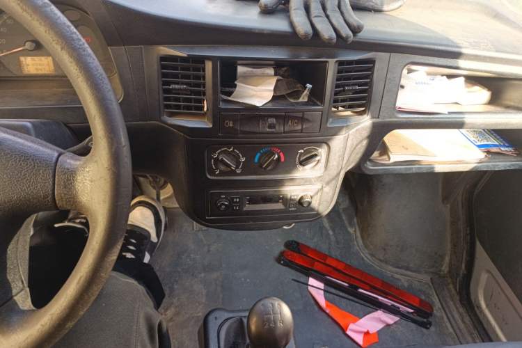 Used Wuling Zhiguang 2015 1.2L Practical LS-I Model