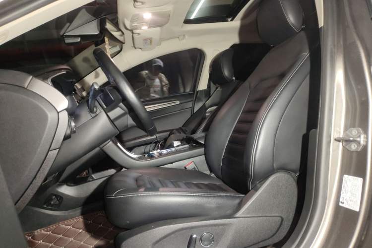 Used Ford Mondeo 2017 EcoBoost 200 Luxury Model
