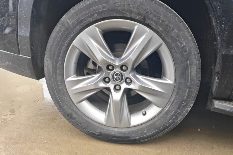 Used Toyota Highlander 2017 2.0T Four-Wheel Drive Luxury Edition 7 Seats
