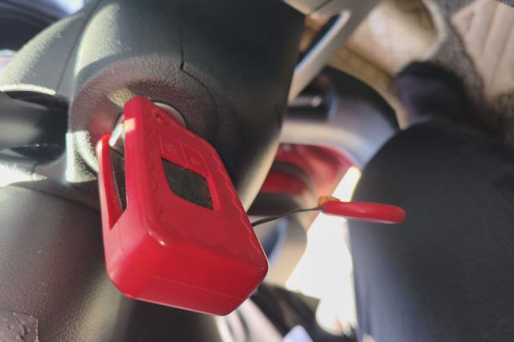 Used Buick Encore 2015 1.4T Automatic Two-Wheel Drive Urban Elite Version Vehicle Key