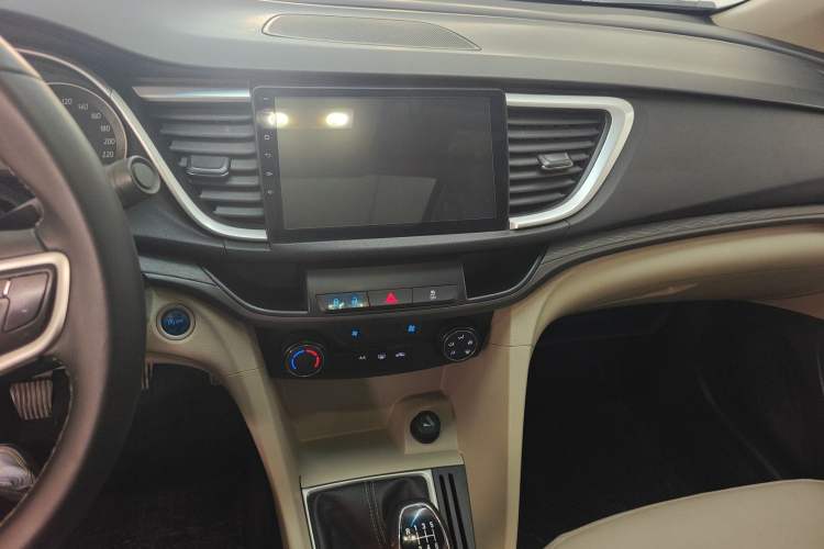 Used Buick GT 2018 15T Manual Elite Version China V Standard
