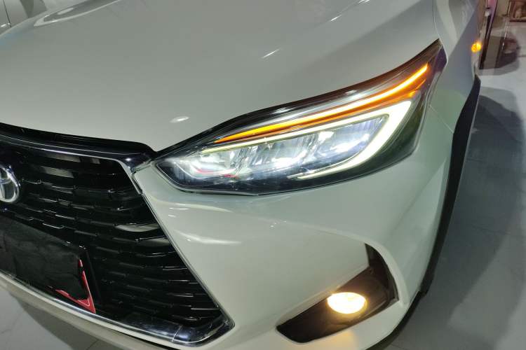 Used Toyota YARiS L Zhi Xuan 2022 X-Trail 1.5L CVT Luxury PLUS Edition
