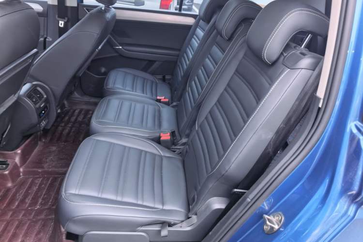 Used Volkswagen Touran 2018 Volkswagen Touran L 280TSI DSG Comfort Edition 7 Seats China V Emission Standard
