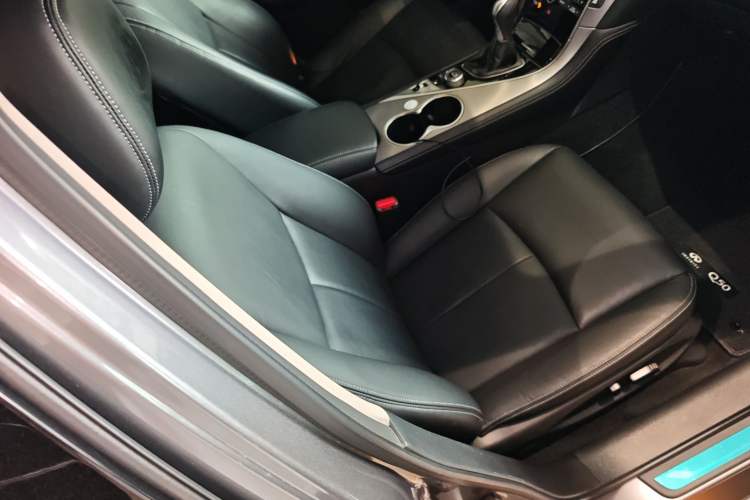 Used Infiniti Q50L 2016 2.0T Enjoyment Edition Right Front Seat