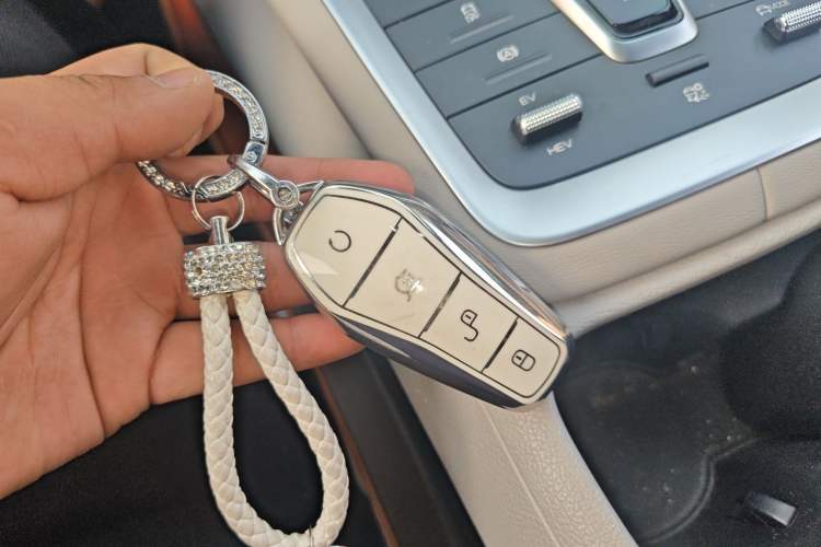 Used BYD Song Pro New Energy 2022 DM-i 110km Flagship Model Vehicle Key