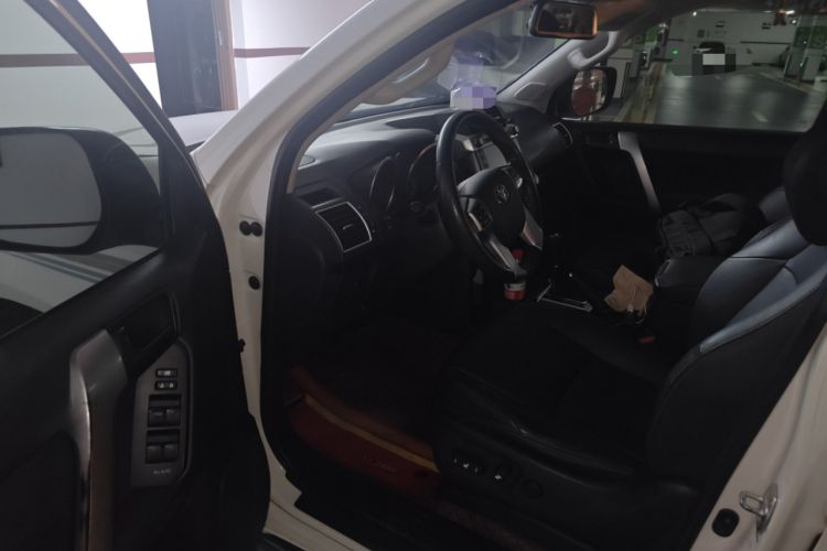 Used Toyota Prado 2016 2.7L Automatic Standard Edition Driver Seat