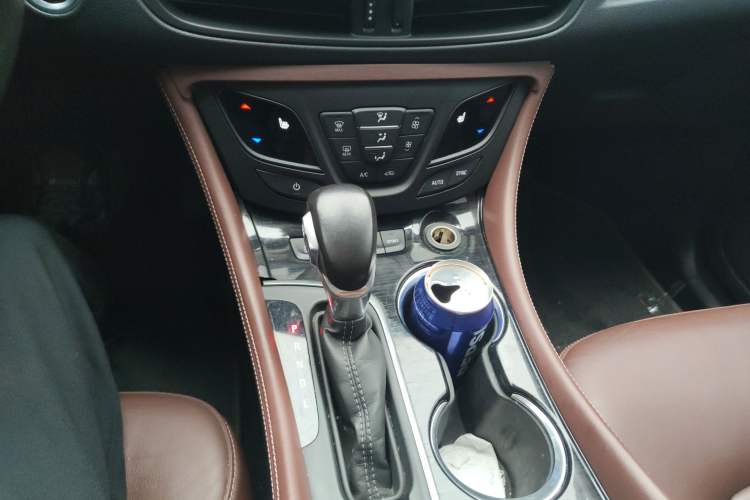 Used Buick Envision 2020 28T Four-Wheel Drive Elite Version Gear Lever