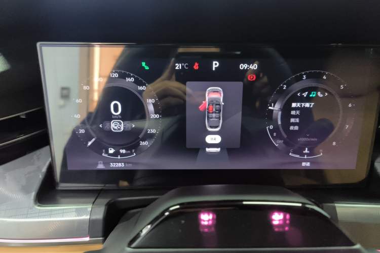 Used Lynk & Co 09 2024 2.0T Four-Wheel Drive Sport Edition Five Seats Instrument Cluster