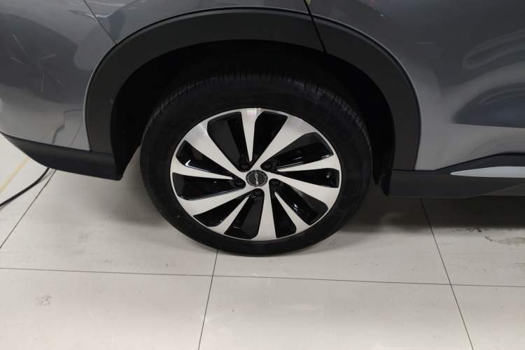 Used BYD Song PLUS New Energy 2023 Champion Edition EV 520KM Prestige Model
