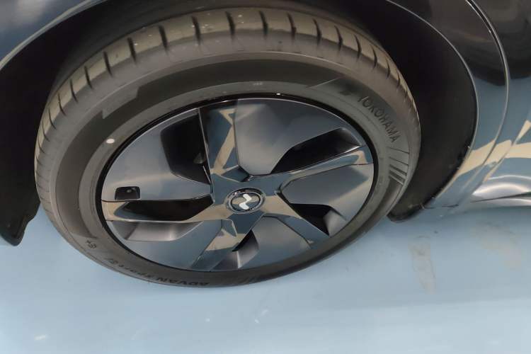 Used ONVO L60 2024 60 kWh Rear-Drive Version