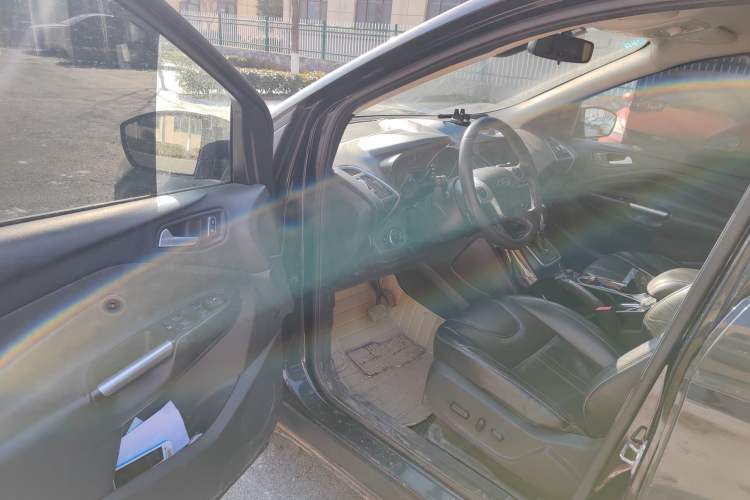 Used Ford Kuga 2013 2.0L GTDi Four-Wheel-Drive Sport Model