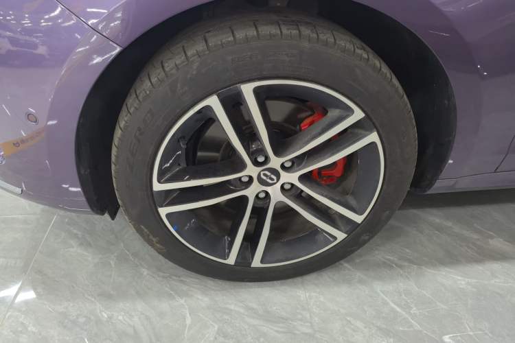 Used Hima AITO M5 2025 Extended-Range Ultra All-Wheel-Drive Version
