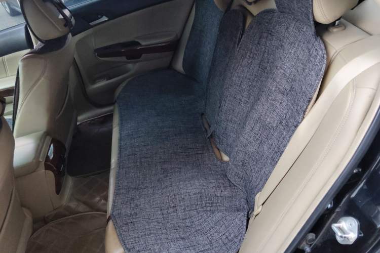 Used Honda Accord 2012 2.0L SE
