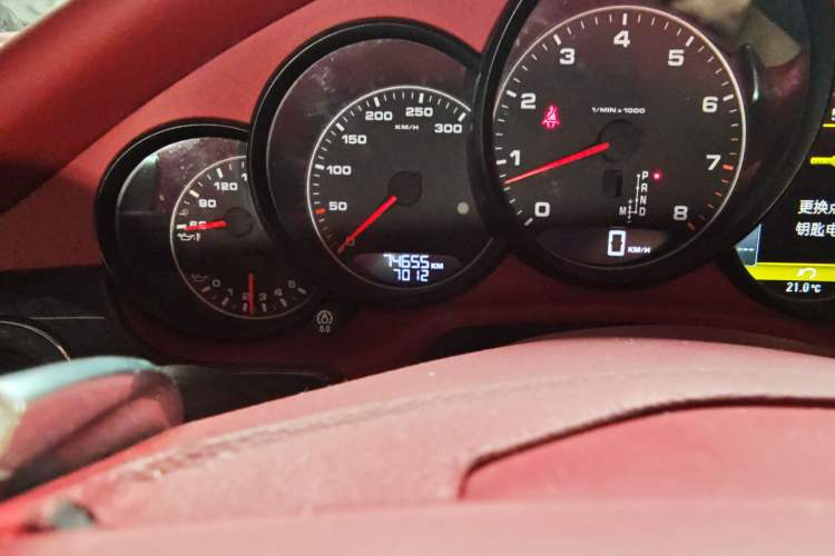 Used Porsche Panamera 2010 Panamera 3.6L Odometer Close Up