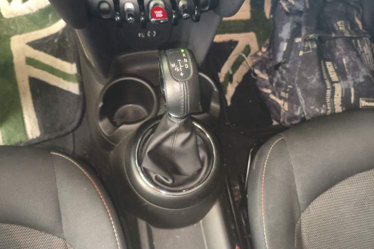 Used MINI 2014 1.2T ONE+