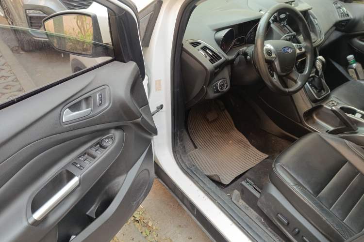 Used Ford Kuga 2015 1.5L GTDi Four-Wheel-Drive Elite Model