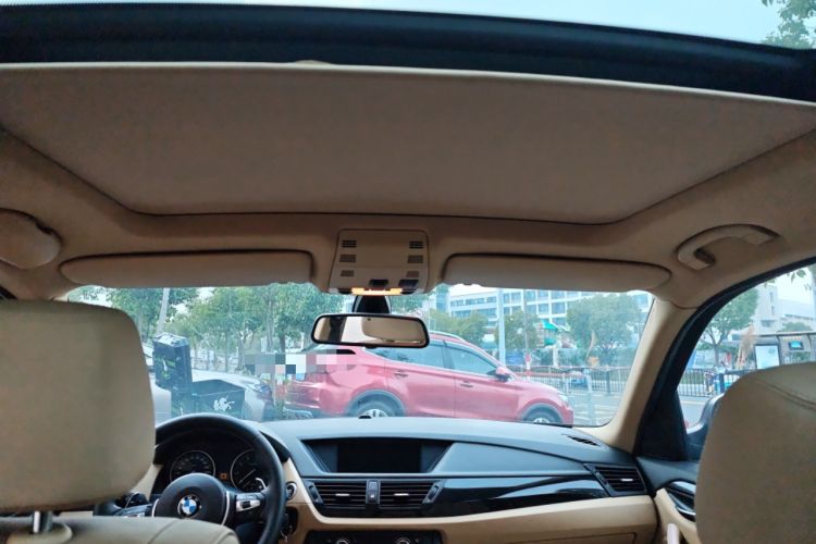 Used BMW X1 2010 xDrive25i
