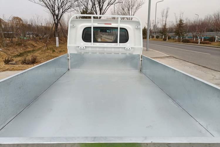 Used Farizon Xingxiang F1E 2023 Flatbed Truck Remote Smart Chip 46.08 kWh