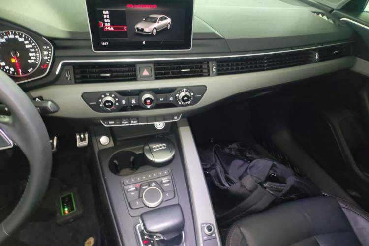 Used Audi A4L 2017 Plus 40 TFSI Ambition Model