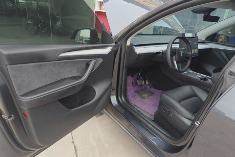 Used Tesla Model Y 2024 Rear-Wheel-Drive Version Driver Seat