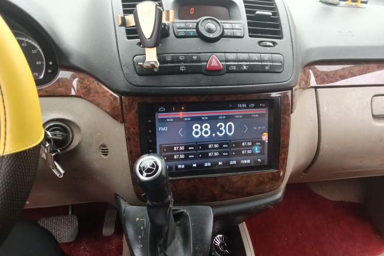 Used Mercedes-Benz Viano 2010 2.5L Prestige Edition
