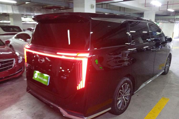 Used GAC Trumpchi M8 2024 Master Series 400T Ultimate Edition Rear Right 45 Deg