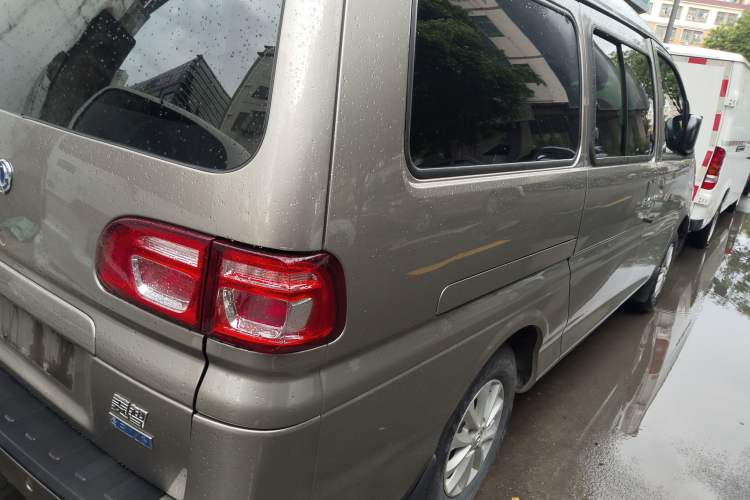 Used FORTHING Lingzhi M5 2020 Long-Range Version Comfort Model 9 Seats
