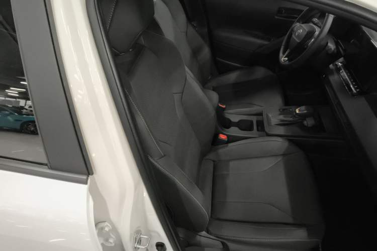 Used Toyota FRONTLANDER 2026 Model 2.0L CVT Comfort Edition